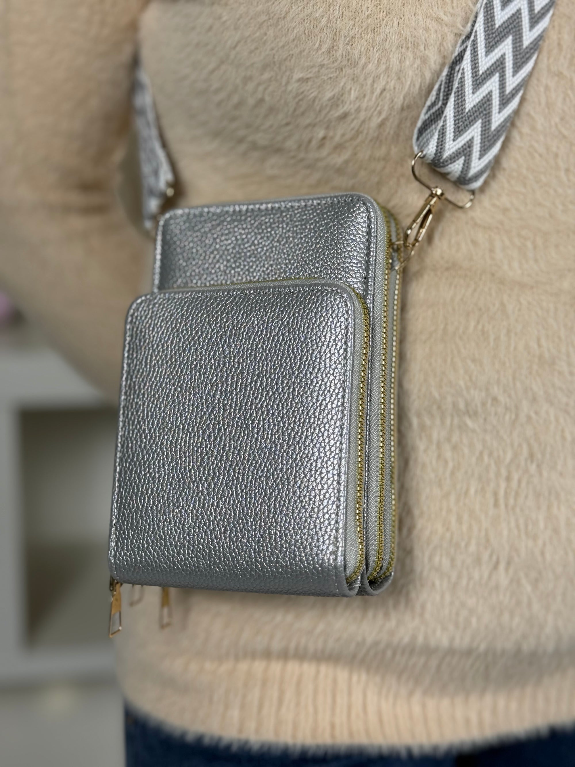 Sacoche téléphone multi-usages