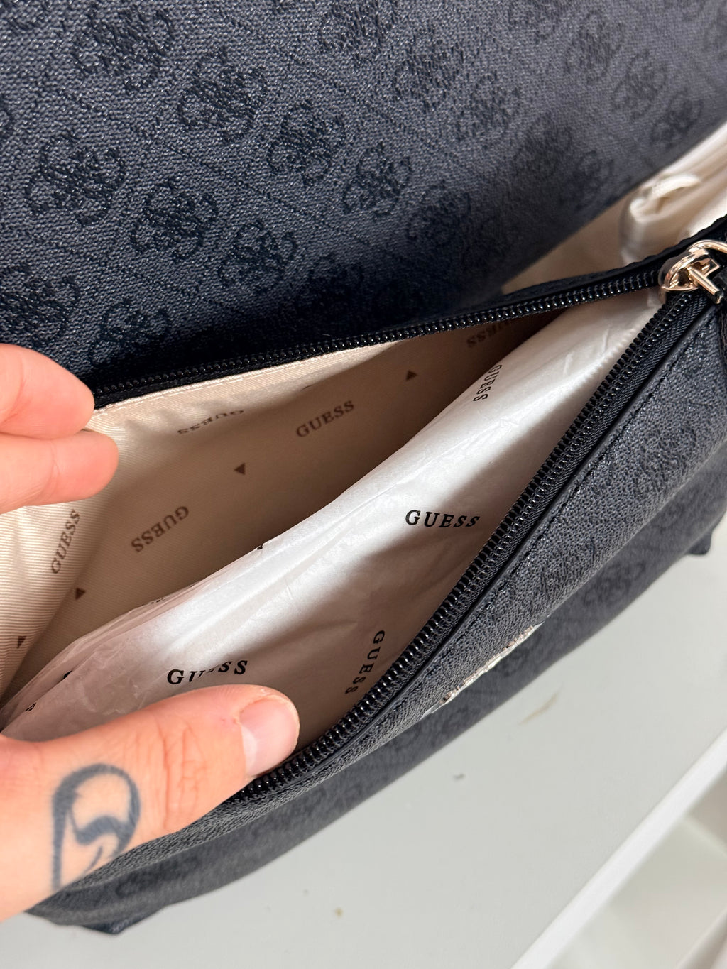 Sac Cabas Guess Power Play 4G Noir