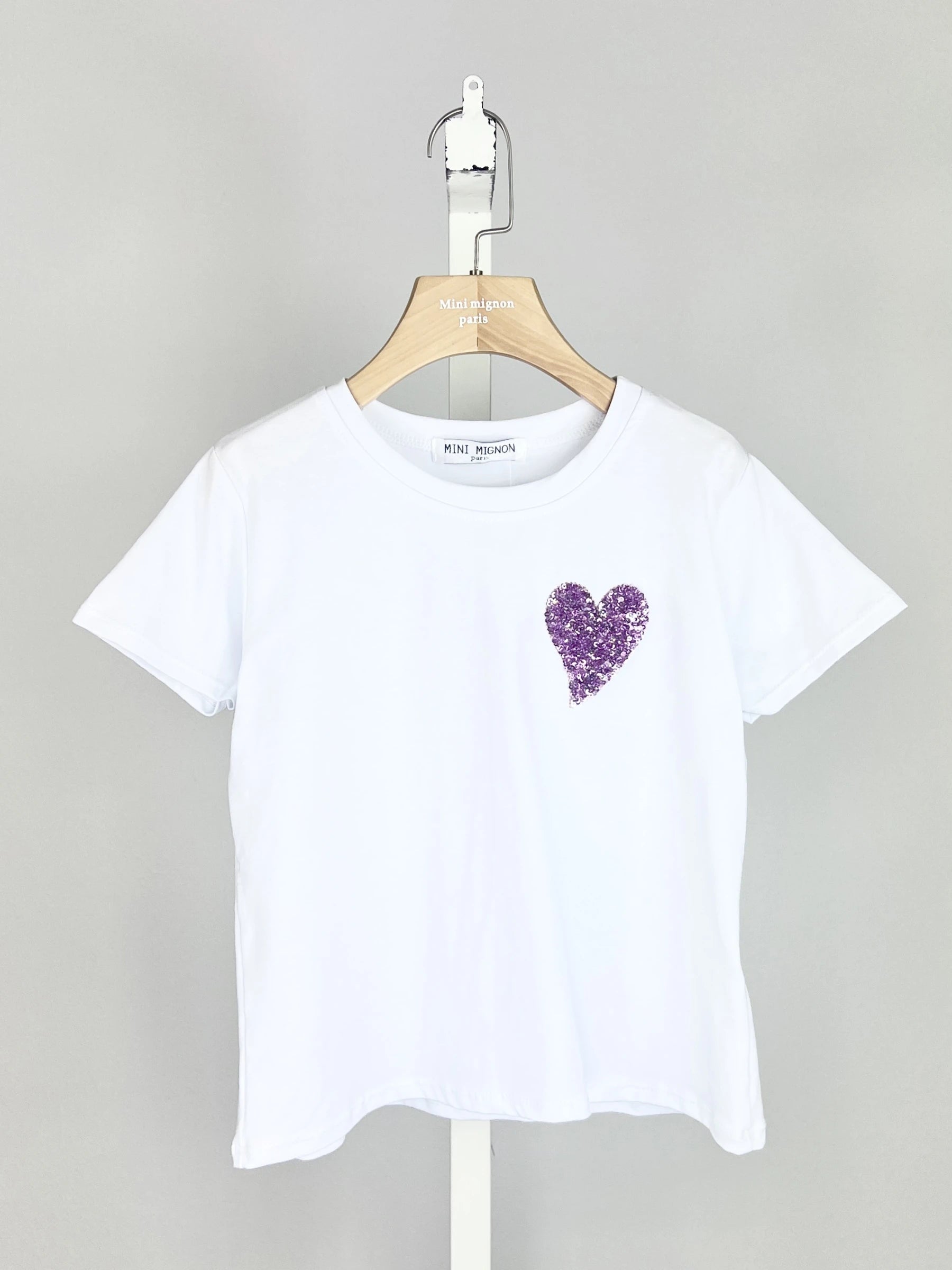 T shirt coeur a sequins